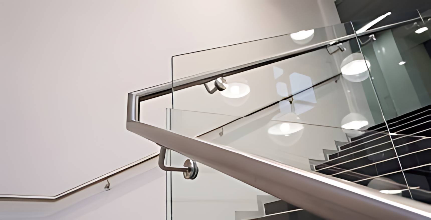 Modern Staircase Glass Railing